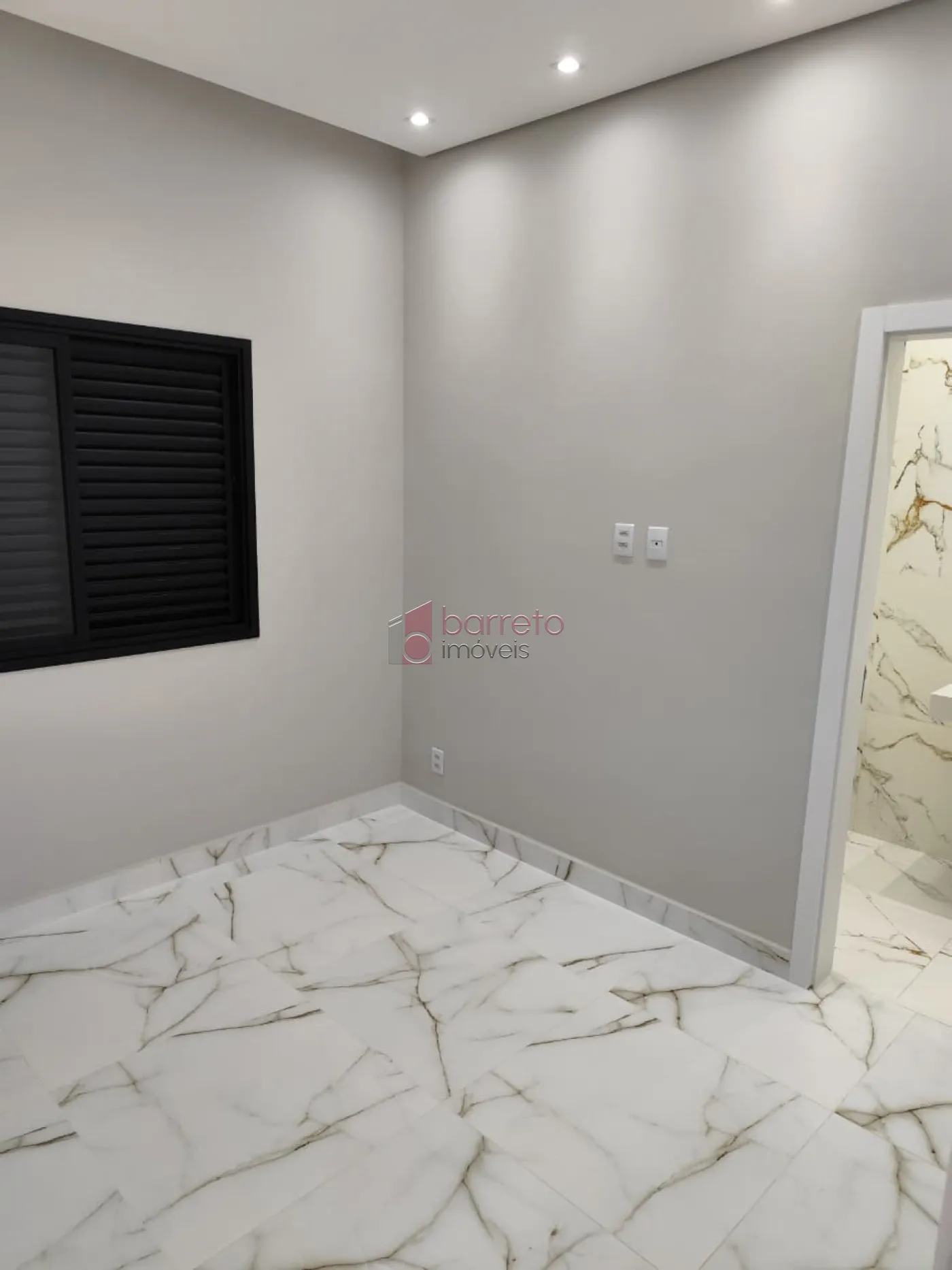 CASA TÉRREA COM 03 QUARTOS À VENDA NO JARDIM JAPÃO – ITUPEVA/SP