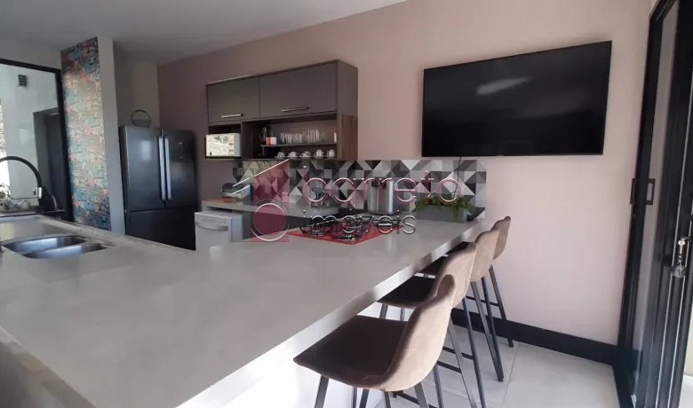CASA PARA VENDA NO CONDOMÍNIO COLINAS DE INHANDJARA – ITUPEVA/SP