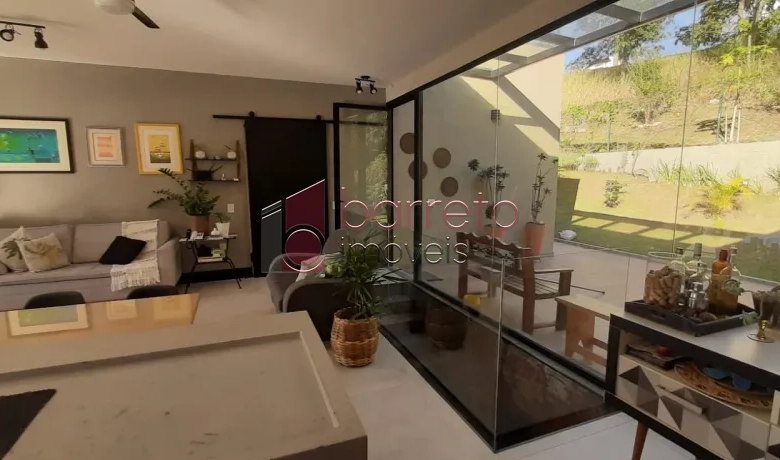 CASA PARA VENDA NO CONDOMÍNIO COLINAS DE INHANDJARA – ITUPEVA/SP