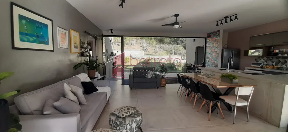 CASA PARA VENDA NO CONDOMÍNIO COLINAS DE INHANDJARA – ITUPEVA/SP