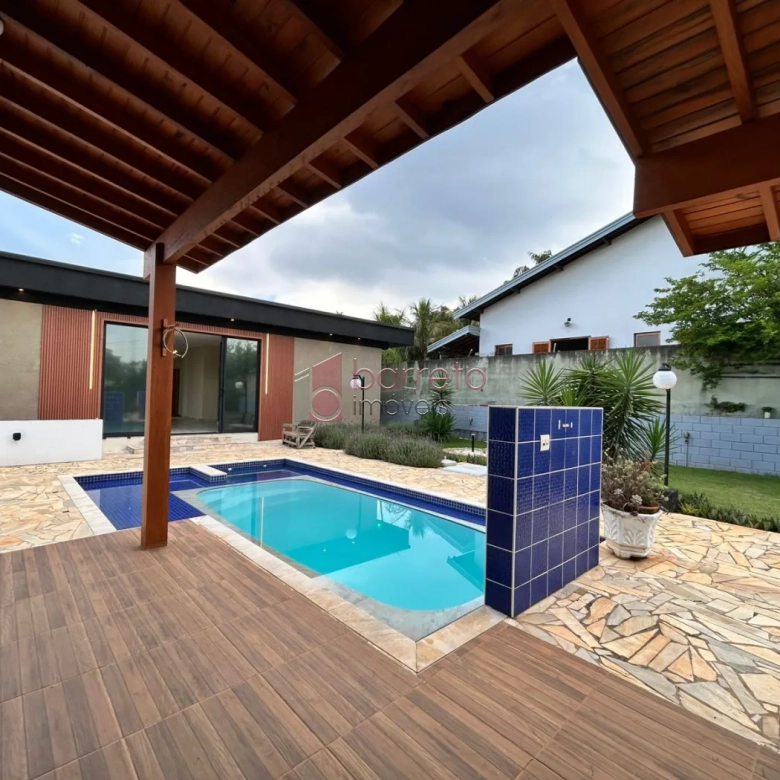 CASA À VENDA NO CONDOMÍNIO TERRAS DE SANTA TERESA EM ITUPEVA/SP