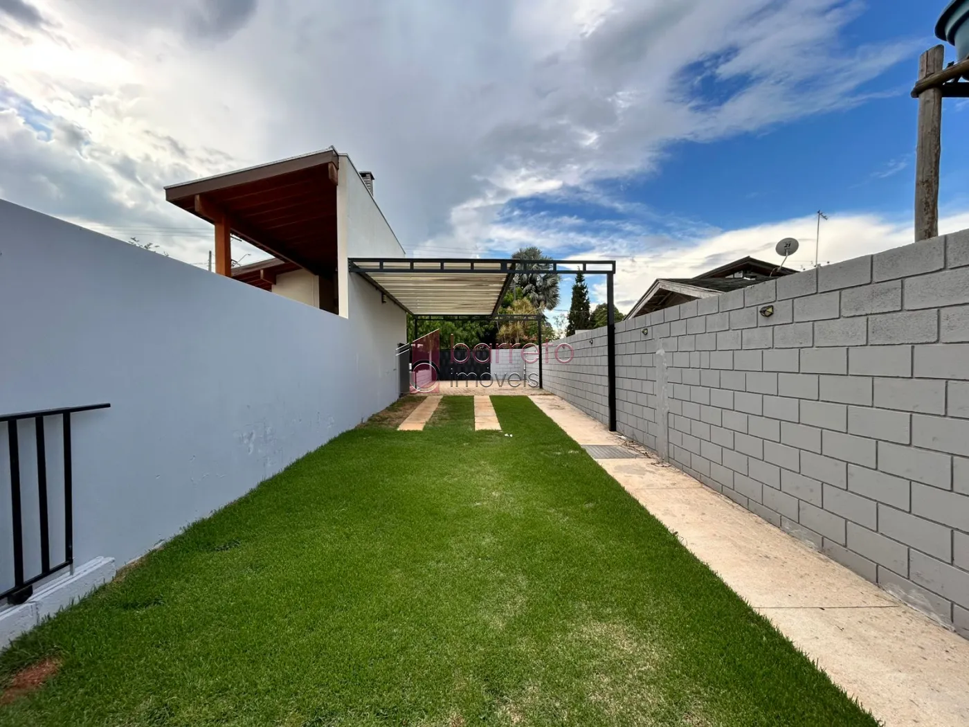 CASA À VENDA NO CONDOMÍNIO TERRAS DE SANTA TERESA EM ITUPEVA/SP