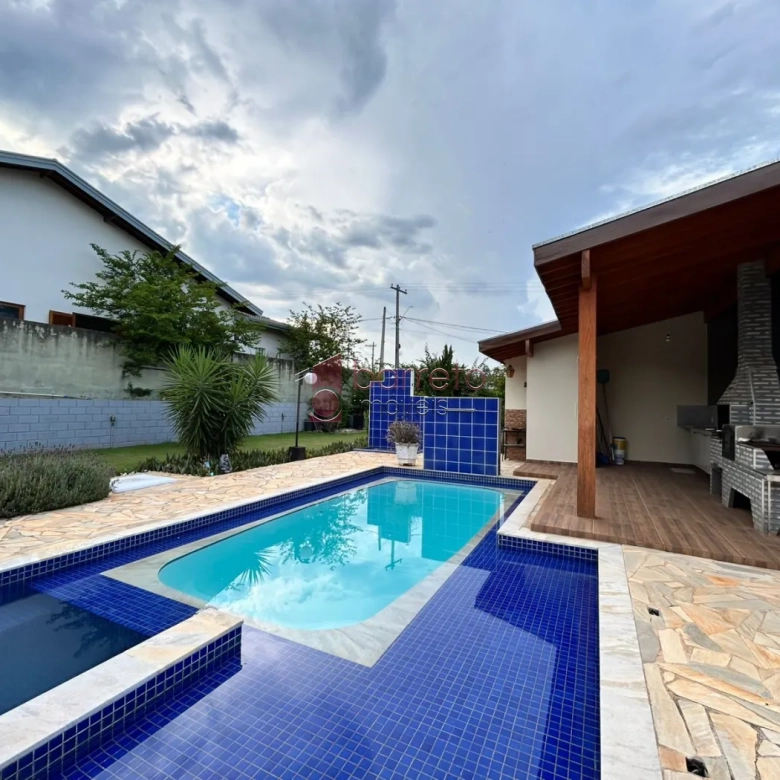 CASA À VENDA NO CONDOMÍNIO TERRAS DE SANTA TERESA EM ITUPEVA/SP