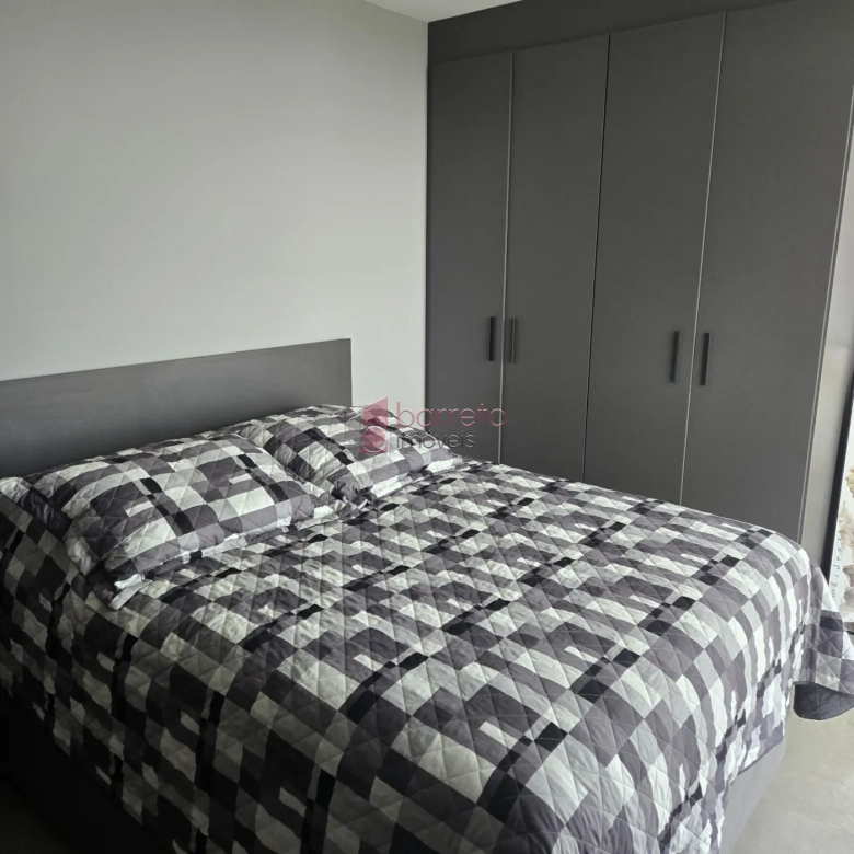 SOBRADO À VENDA – 5 QUARTOS – CONDOMÍNIO SERRAZUL II – ITUPEVA/SP