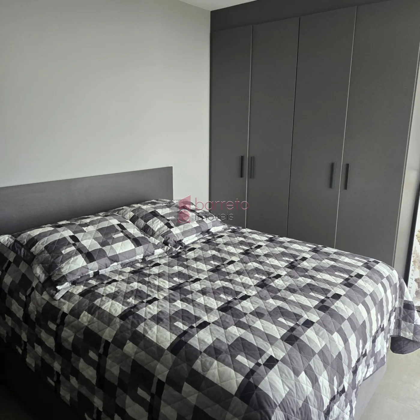 SOBRADO À VENDA – 5 QUARTOS – CONDOMÍNIO SERRAZUL II – ITUPEVA/SP