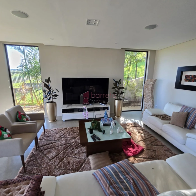 SOBRADO À VENDA – 5 QUARTOS – CONDOMÍNIO SERRAZUL II – ITUPEVA/SP