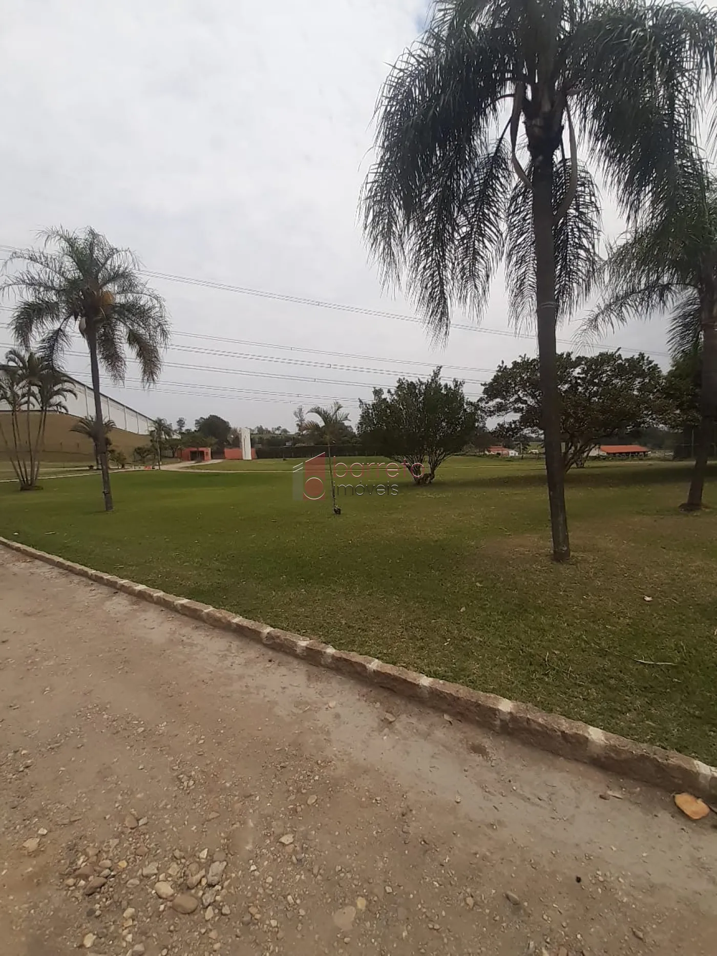 ÁREA INDUSTRIAL À VENDA NA RODOVIA DOM PAULINO BUENO COUTO KM 74,5 ITUPEVA DIVISA COM JUNDIAÍ/SP