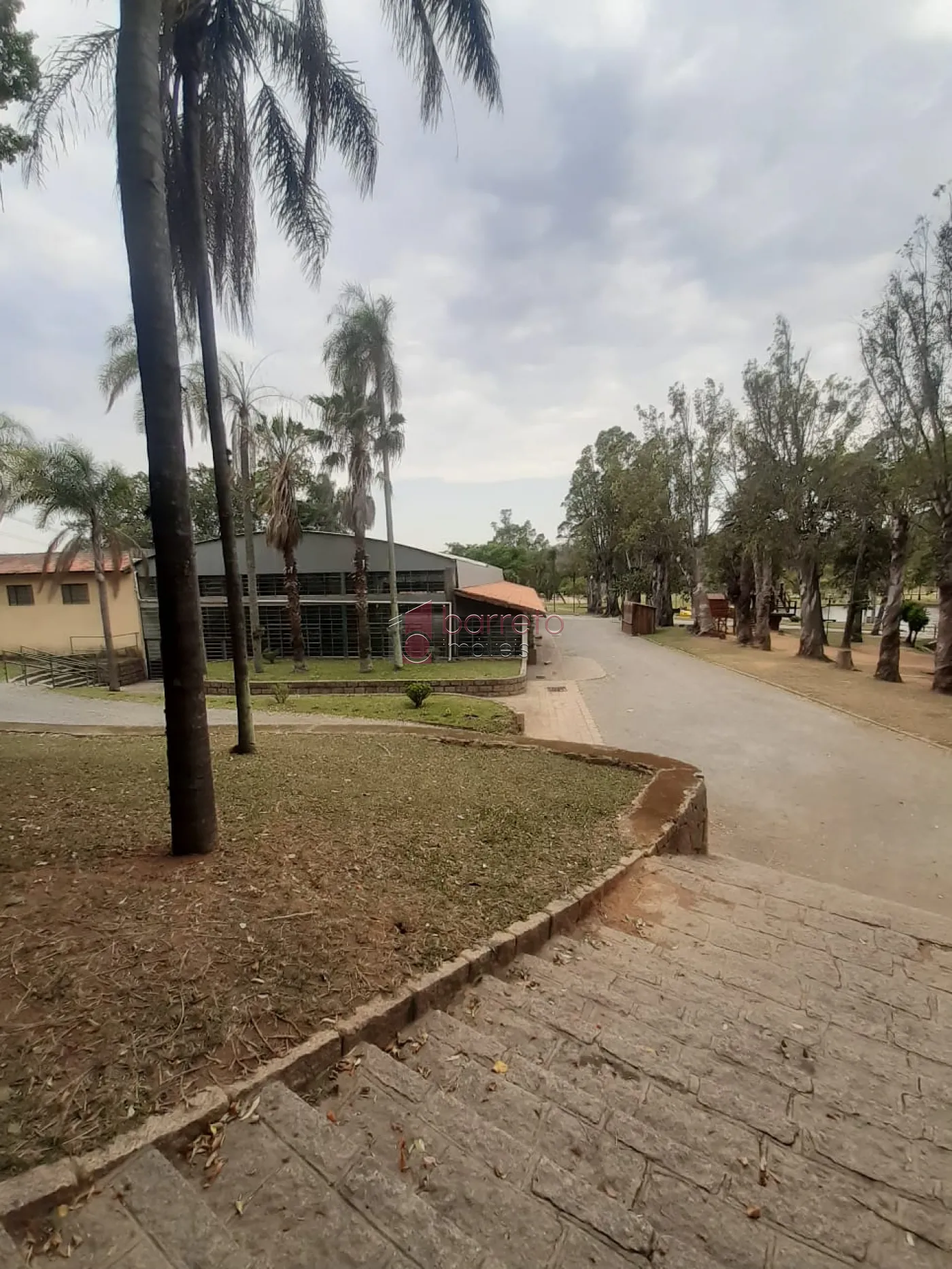 ÁREA INDUSTRIAL À VENDA NA RODOVIA DOM PAULINO BUENO COUTO KM 74,5 ITUPEVA DIVISA COM JUNDIAÍ/SP