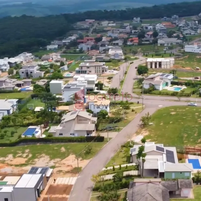 TERRENO À VENDA NO CONDOMÍNIO COLINAS DE INHANDJARA EM ITUPEVA/SP