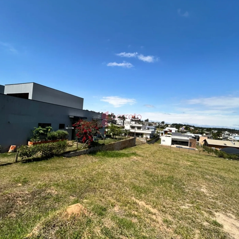 TERRENO À VENDA NO CONDOMÍNIO COLINAS DE INHANDJARA EM ITUPEVA/SP