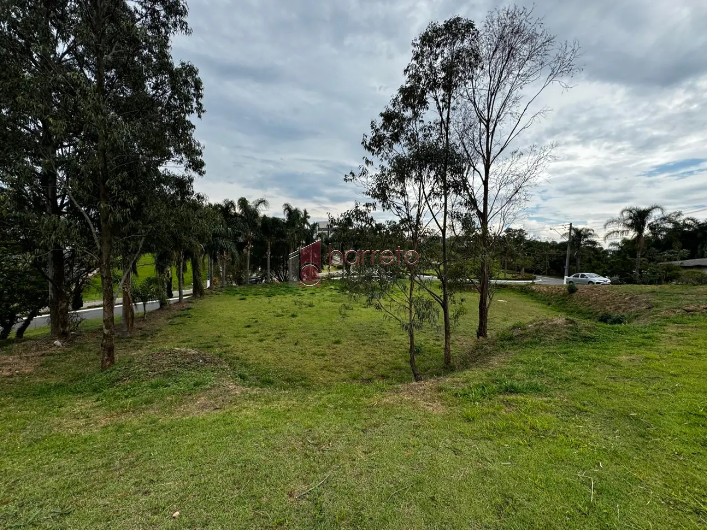TERRENO PARA VENDA NO CONDOMÍNIO COLINAS DE INHANDJARA – ITUPEVA/SP