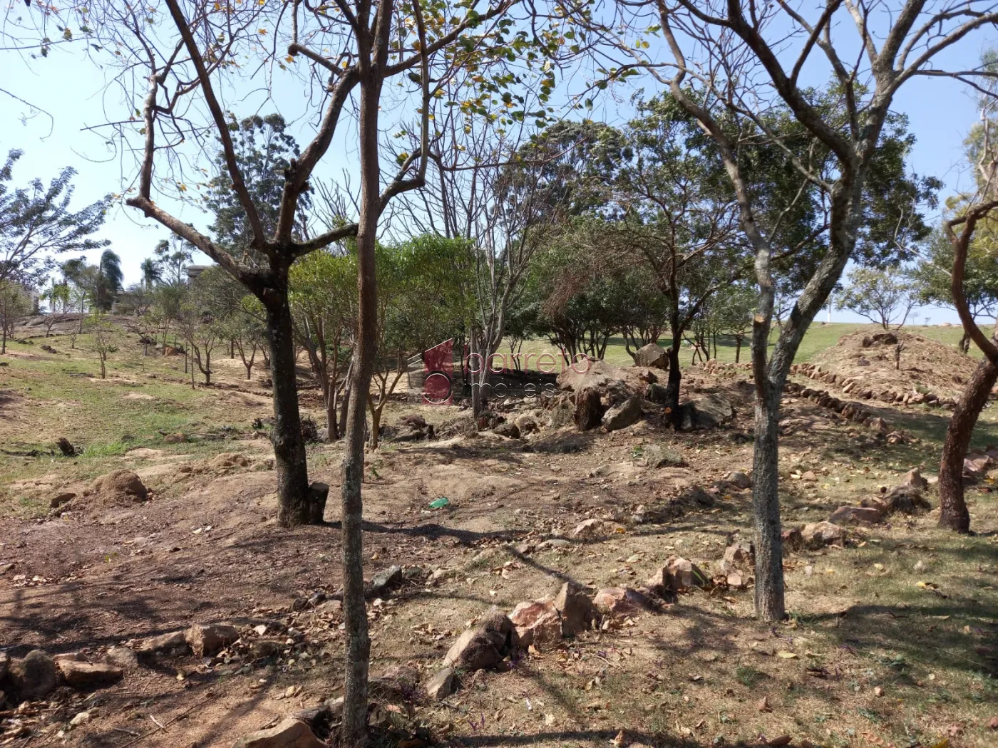 TERRENO PARA VENDA NO CONDOMÍNIO COLINAS DE INHANDJARA – ITUPEVA/SP
