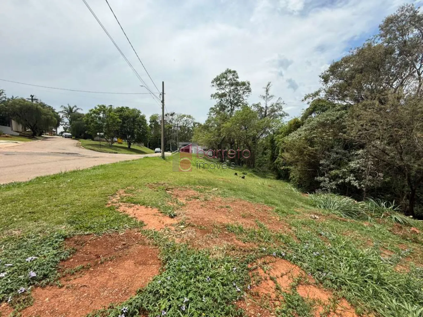 TERRENO À VENDA NO CONDOMÍNIO TERRAS DE SANTA TERESA EM ITUPEVA/SP