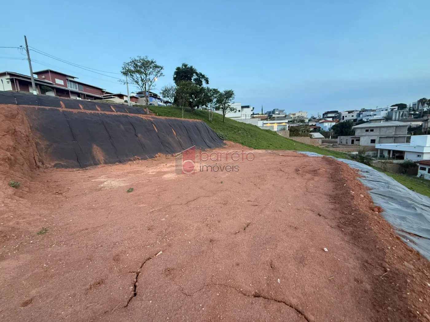 TERRENO À VENDA NO CONDOMÍNIO RESIDENCIAL DOS LAGOS EM ITUPEVA/SP