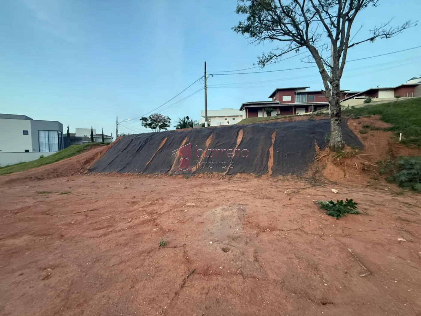 TERRENO À VENDA NO CONDOMÍNIO RESIDENCIAL DOS LAGOS EM ITUPEVA/SP