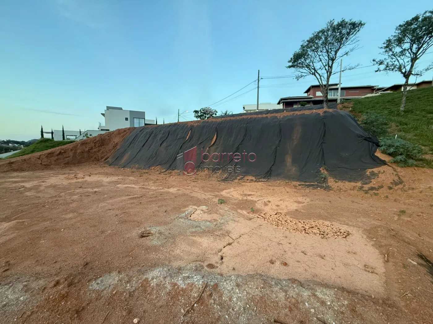 TERRENO À VENDA NO CONDOMÍNIO RESIDENCIAL DOS LAGOS EM ITUPEVA/SP