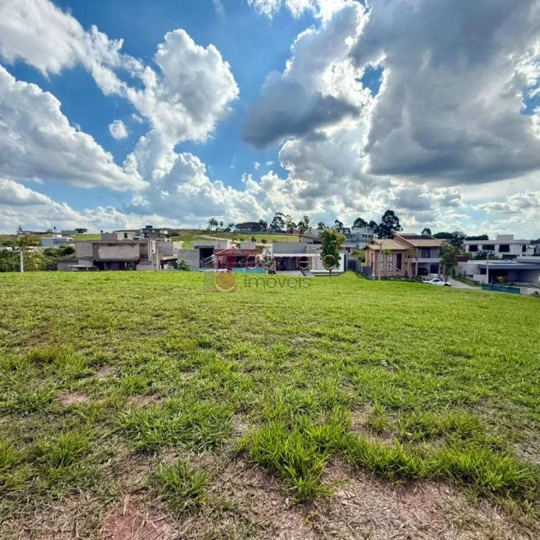 TERRENO COM ÓTIMA TOPOGRAFIA À VENDA NO CONDOMÍNIO TERRAS DA ALVORADA EM ITUPEVA/SP