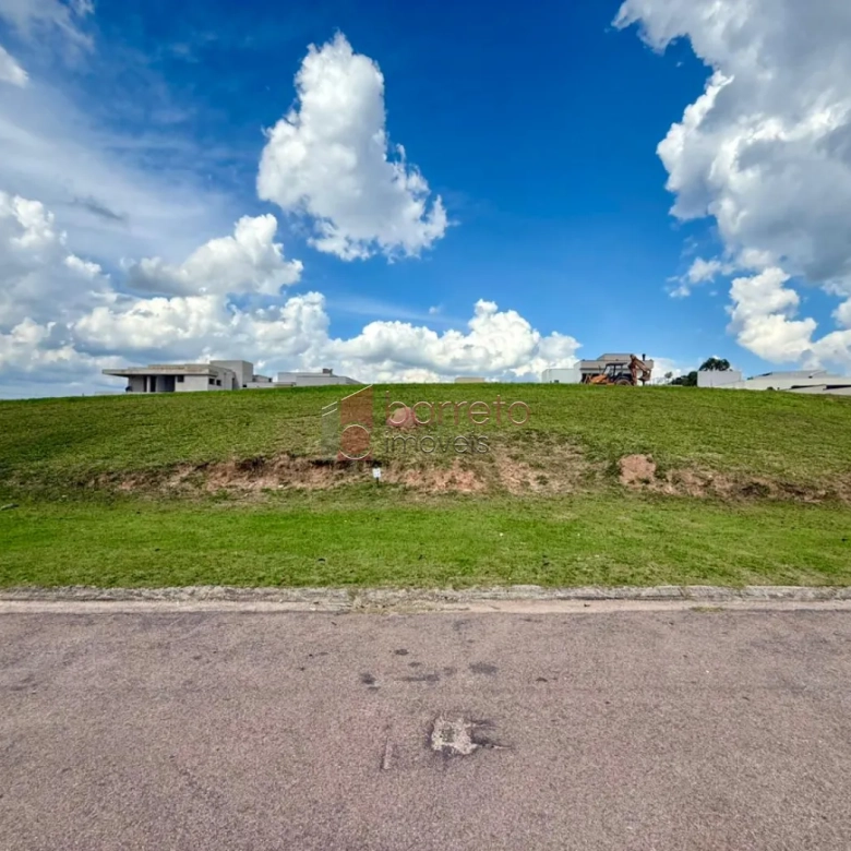 TERRENO COM ÓTIMA TOPOGRAFIA À VENDA NO CONDOMÍNIO TERRAS DA ALVORADA EM ITUPEVA/SP