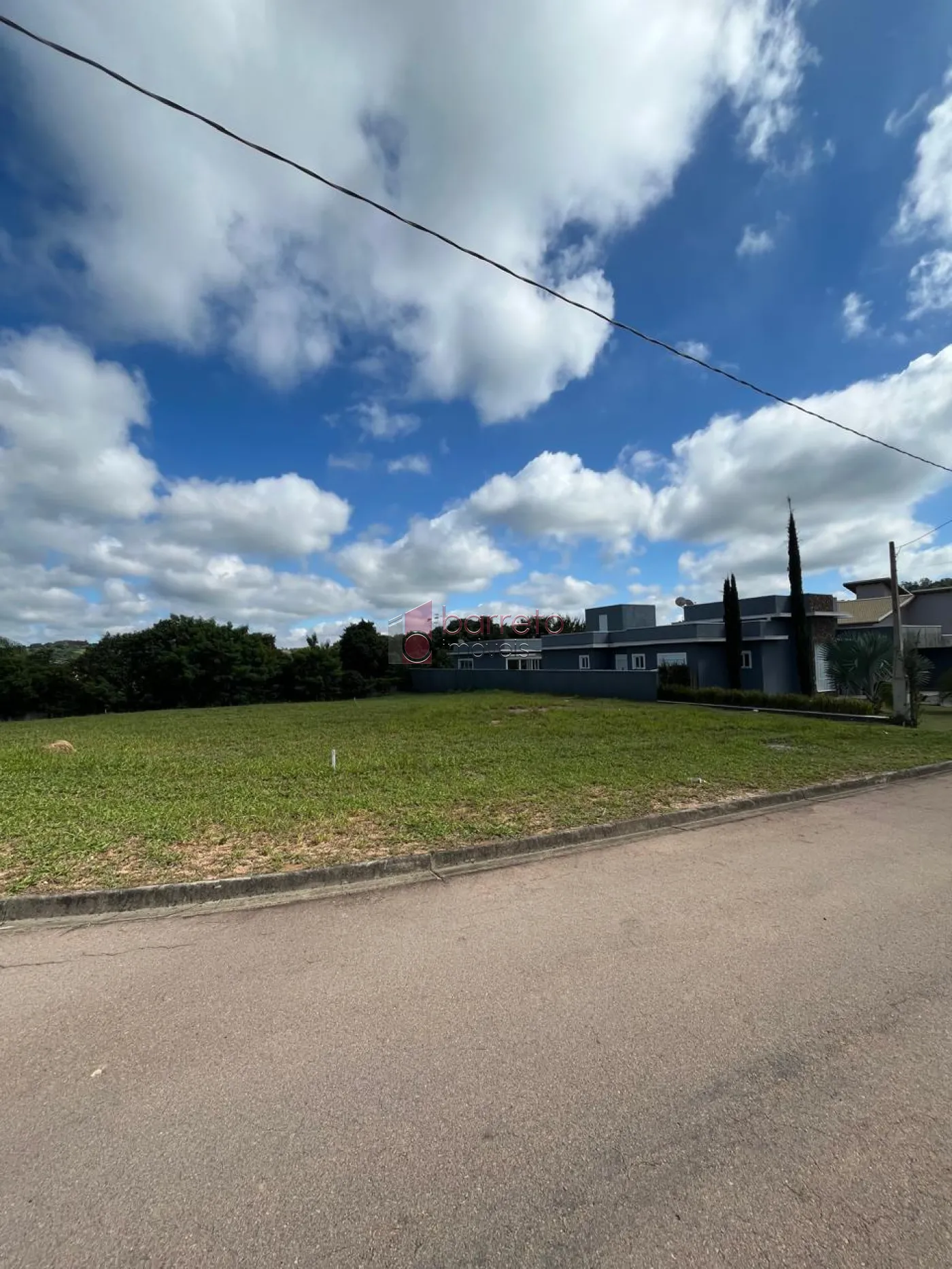 TERRENO À VENDA NO CONDOMÍNIO PARQUE DOS RESEDÁS – ITUPEVA/SP