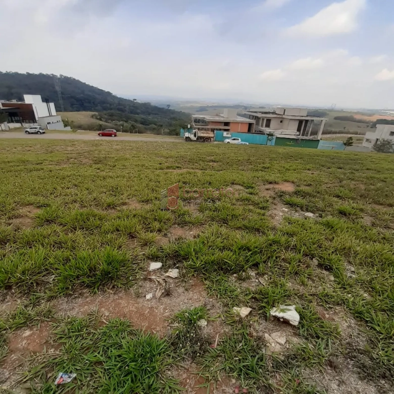 TERRENO PLANO À VENDA NO CONDOMÍNIO FAZENDA SERRA AZUL II EM ITUPEVA/SP
