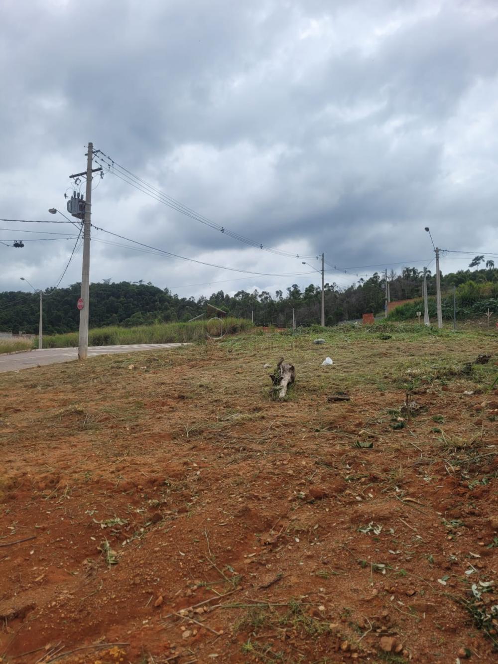 Terreno de 332,62 mt² localizado no Jardim das Angélicas em Itupeva a 05 minutos do centro da cidade.,