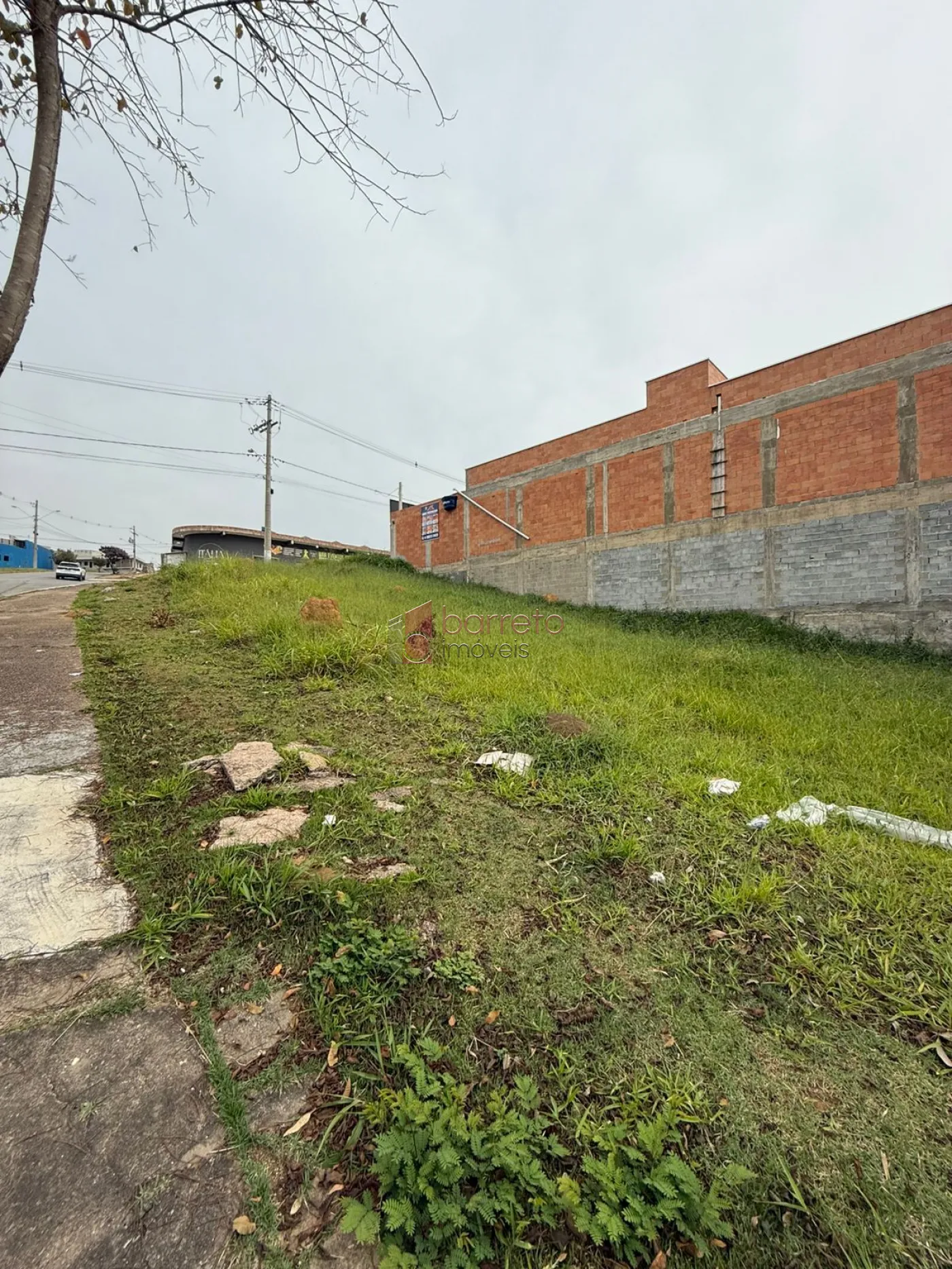 TERRENO DE ESQUINA À VENDA NO BAIRRO JARDIM ITÁLIA EM ITUPEVA/SP