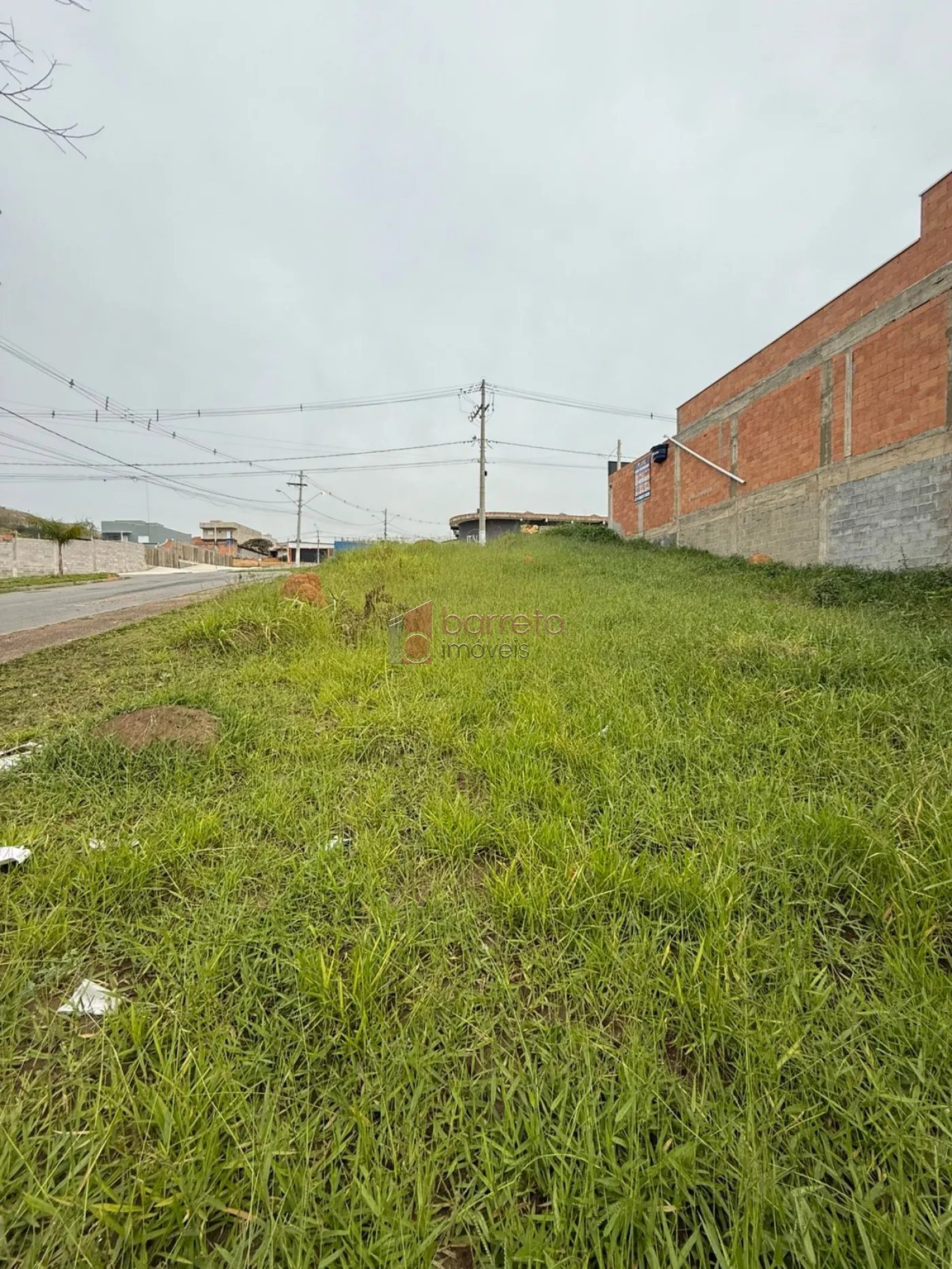 TERRENO DE ESQUINA À VENDA NO BAIRRO JARDIM ITÁLIA EM ITUPEVA/SP