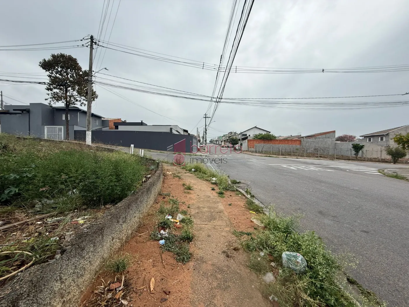 TERRENO DE ESQUINA À VENDA NO BAIRRO TERRA BRASILIS EM ITUPEVA/SP