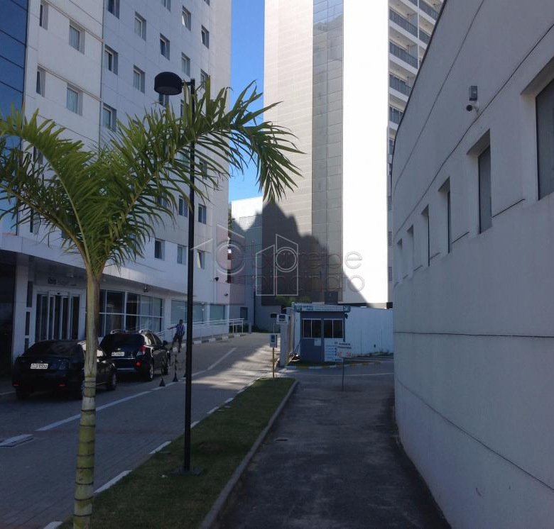 FLAT À VENDA NO MERCURE HOTEL – JUNDIAÍ/SP