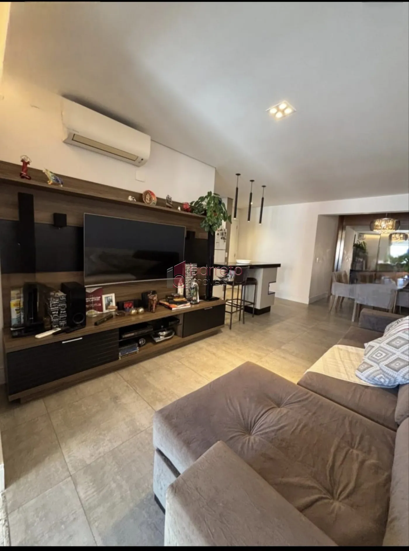 APARTAMENTO À VENDA NO CONDOMÍNIO ALTA VISTA EM JUNDIAÍ/SP