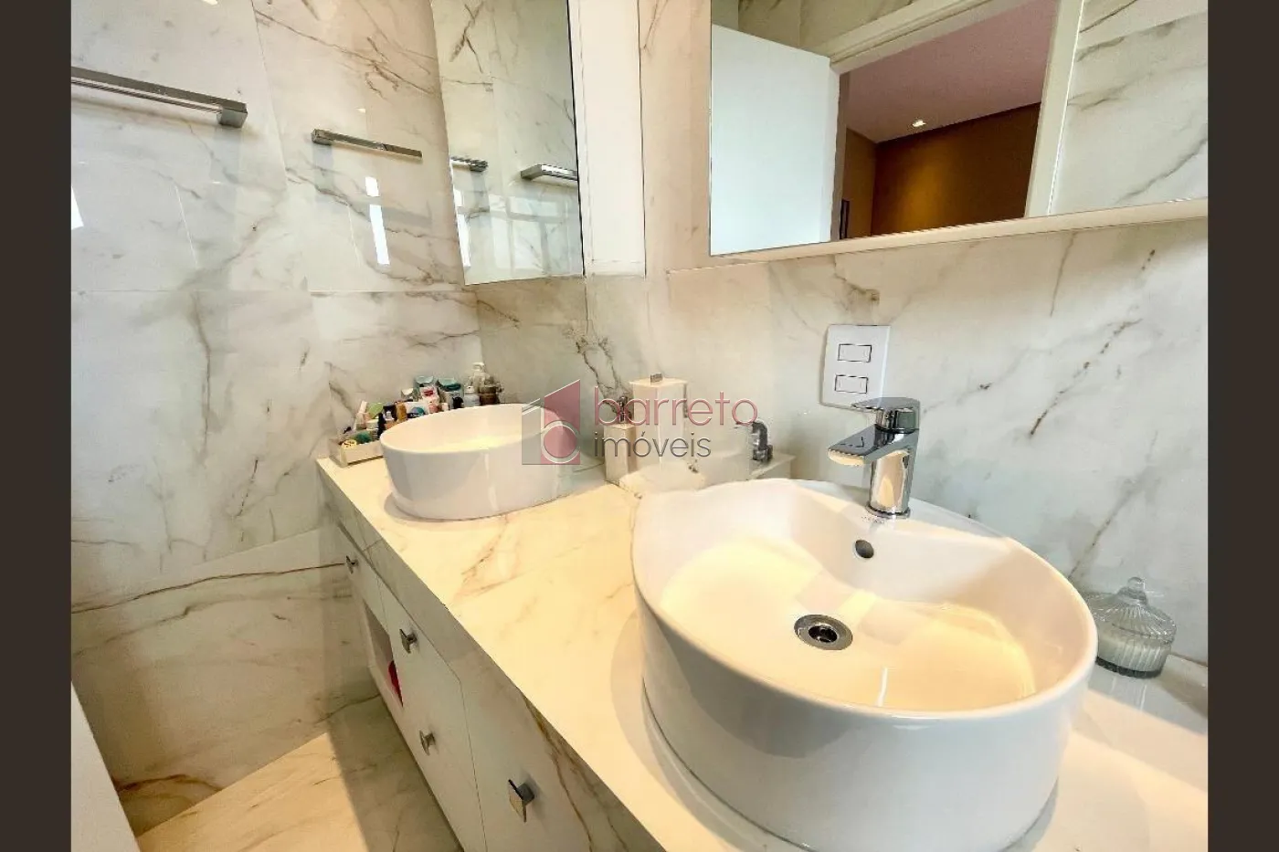 APARTAMENTO ALTO PADRÃO À VENDA NO CONDOMÍNIO LE PARC RESIDENCE – CAMPOS ELÍSIOS – JUNDIAÍ/SP