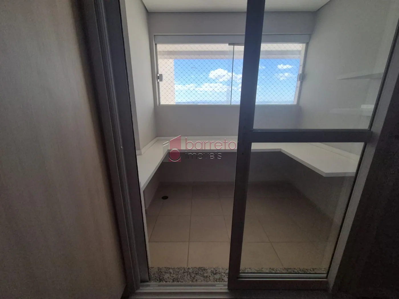 COBERTURA PARA LOCAÇÃO E VENDA NO EDIFÍCIO ALTA VISTA – JUNDIAÍ/SP