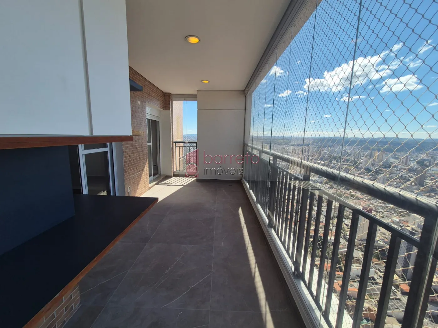 COBERTURA PARA LOCAÇÃO E VENDA NO EDIFÍCIO ALTA VISTA – JUNDIAÍ/SP