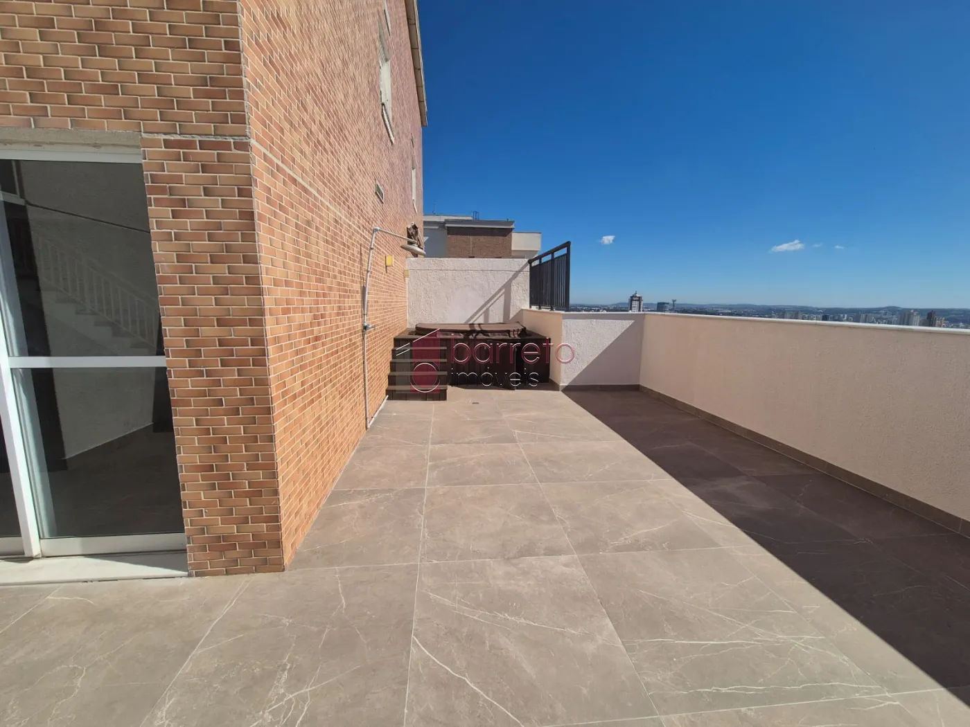 COBERTURA PARA LOCAÇÃO E VENDA NO EDIFÍCIO ALTA VISTA – JUNDIAÍ/SP