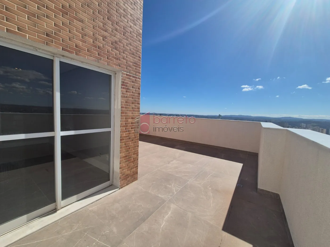 COBERTURA PARA LOCAÇÃO E VENDA NO EDIFÍCIO ALTA VISTA – JUNDIAÍ/SP