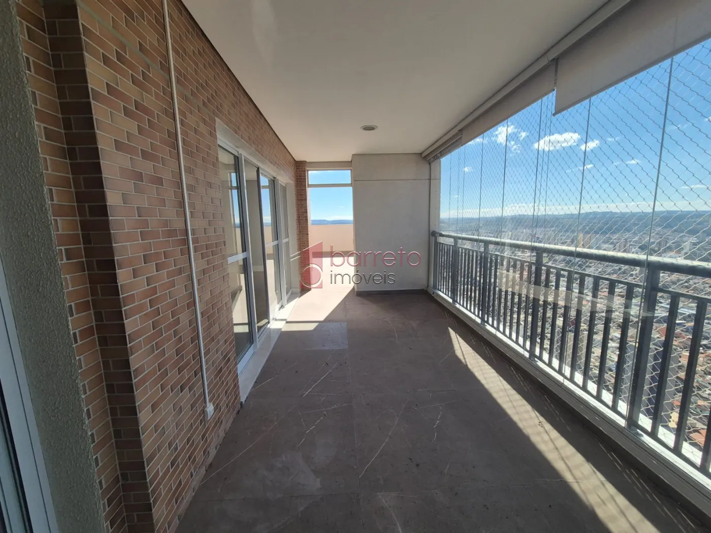 COBERTURA PARA LOCAÇÃO E VENDA NO EDIFÍCIO ALTA VISTA – JUNDIAÍ/SP