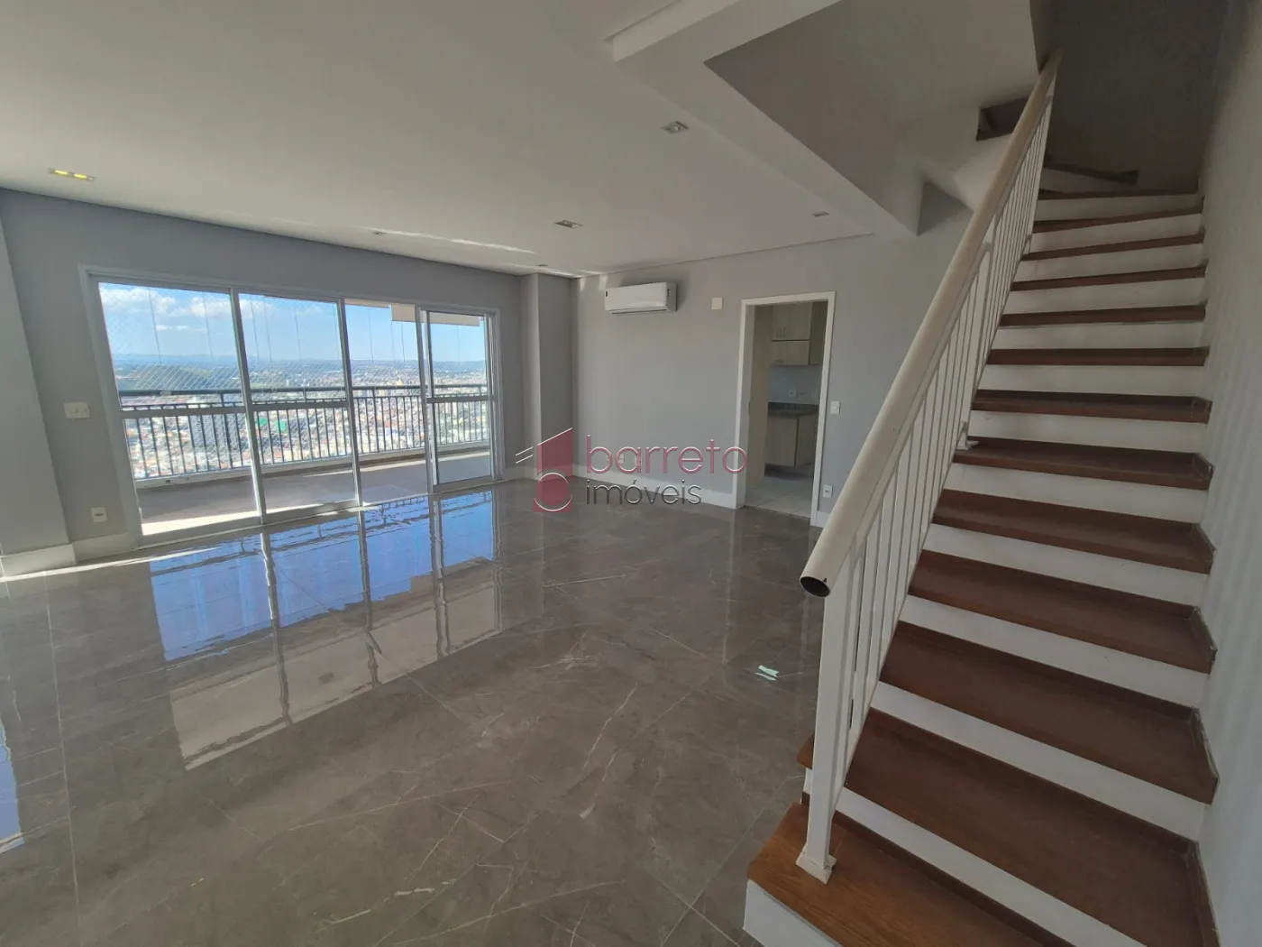 COBERTURA PARA LOCAÇÃO E VENDA NO EDIFÍCIO ALTA VISTA – JUNDIAÍ/SP