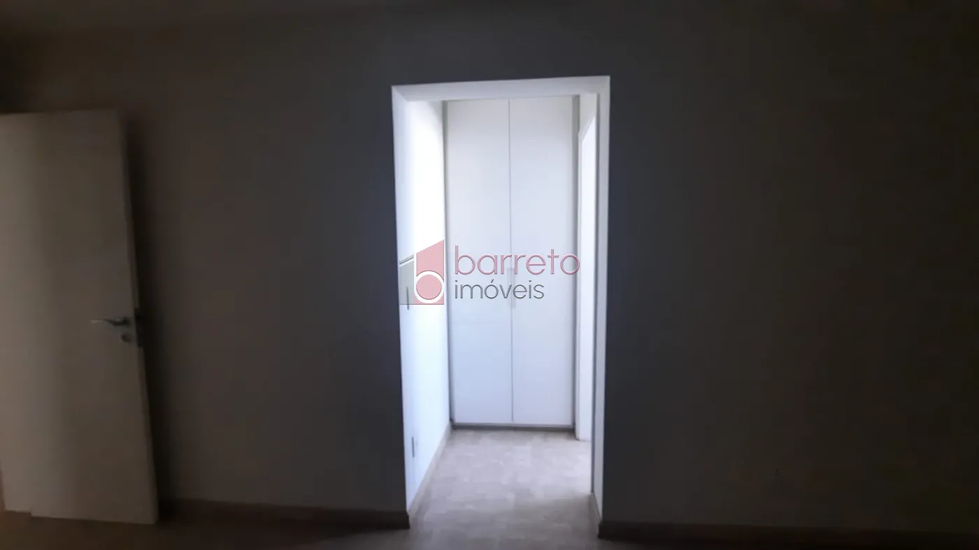 COBERTURA ESTILO DUPLEX PARA VENDA E LOCAÇÃO NO CONDOMÍNIO MAISON CLASSIC – JUNDIAÍ/SP