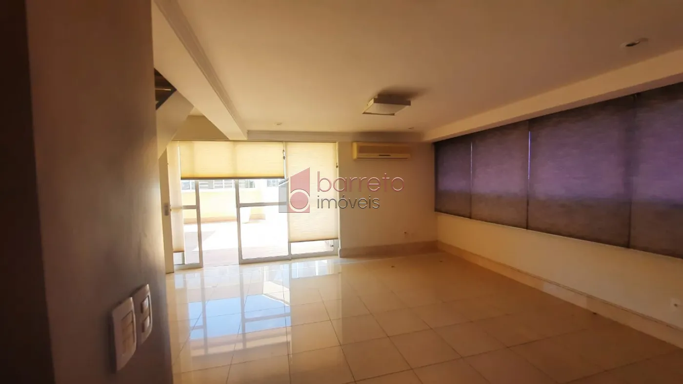 COBERTURA ESTILO DUPLEX PARA VENDA E LOCAÇÃO NO CONDOMÍNIO MAISON CLASSIC – JUNDIAÍ/SP