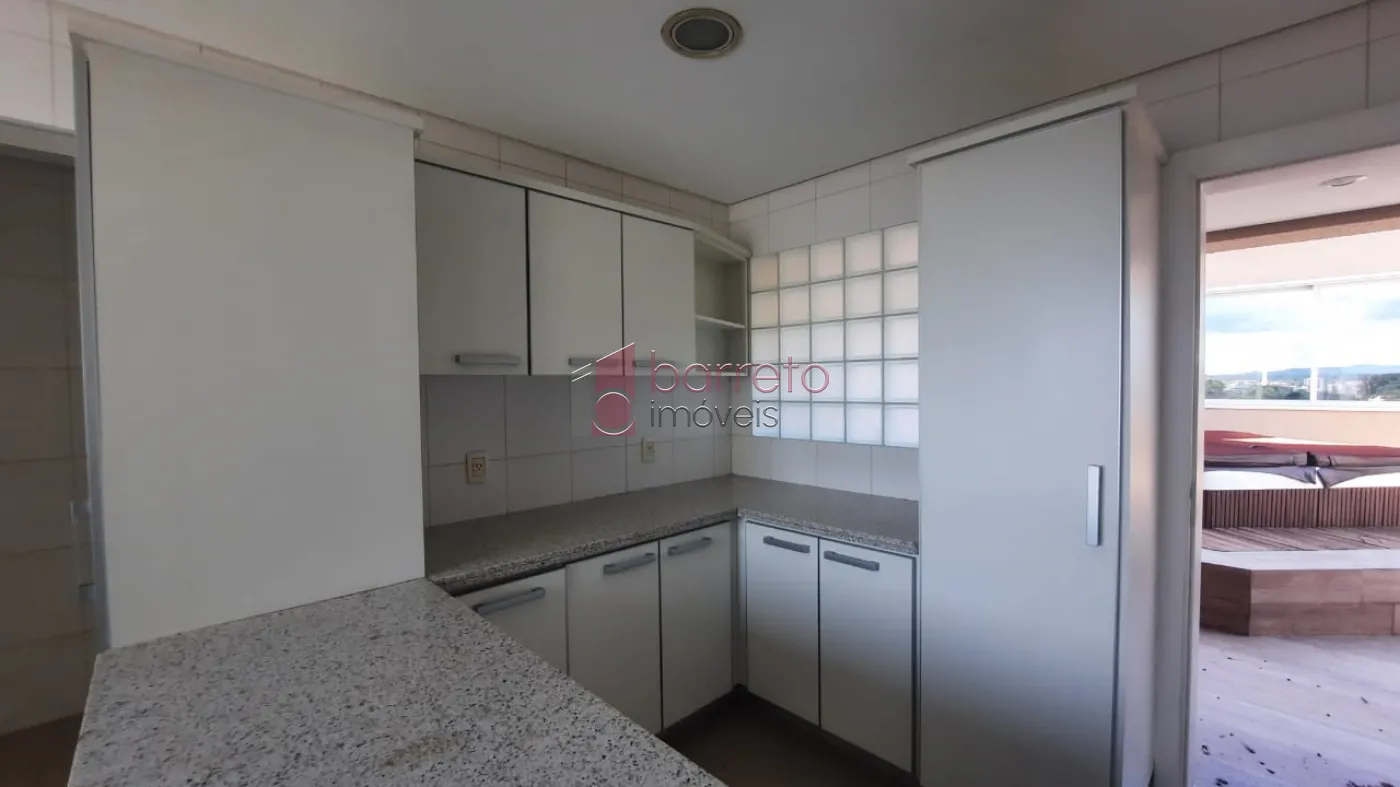 COBERTURA ESTILO DUPLEX PARA VENDA E LOCAÇÃO NO CONDOMÍNIO MAISON CLASSIC – JUNDIAÍ/SP