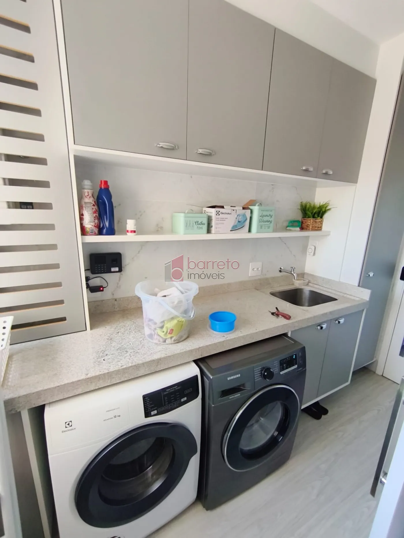 APARTAMENTO MOBILIADO À VENDA NO CONDOMÍNIO ANITA GARIBALDI NO BAIRRO VILA ISABEL EBER EM JUNDIAÍ/SP