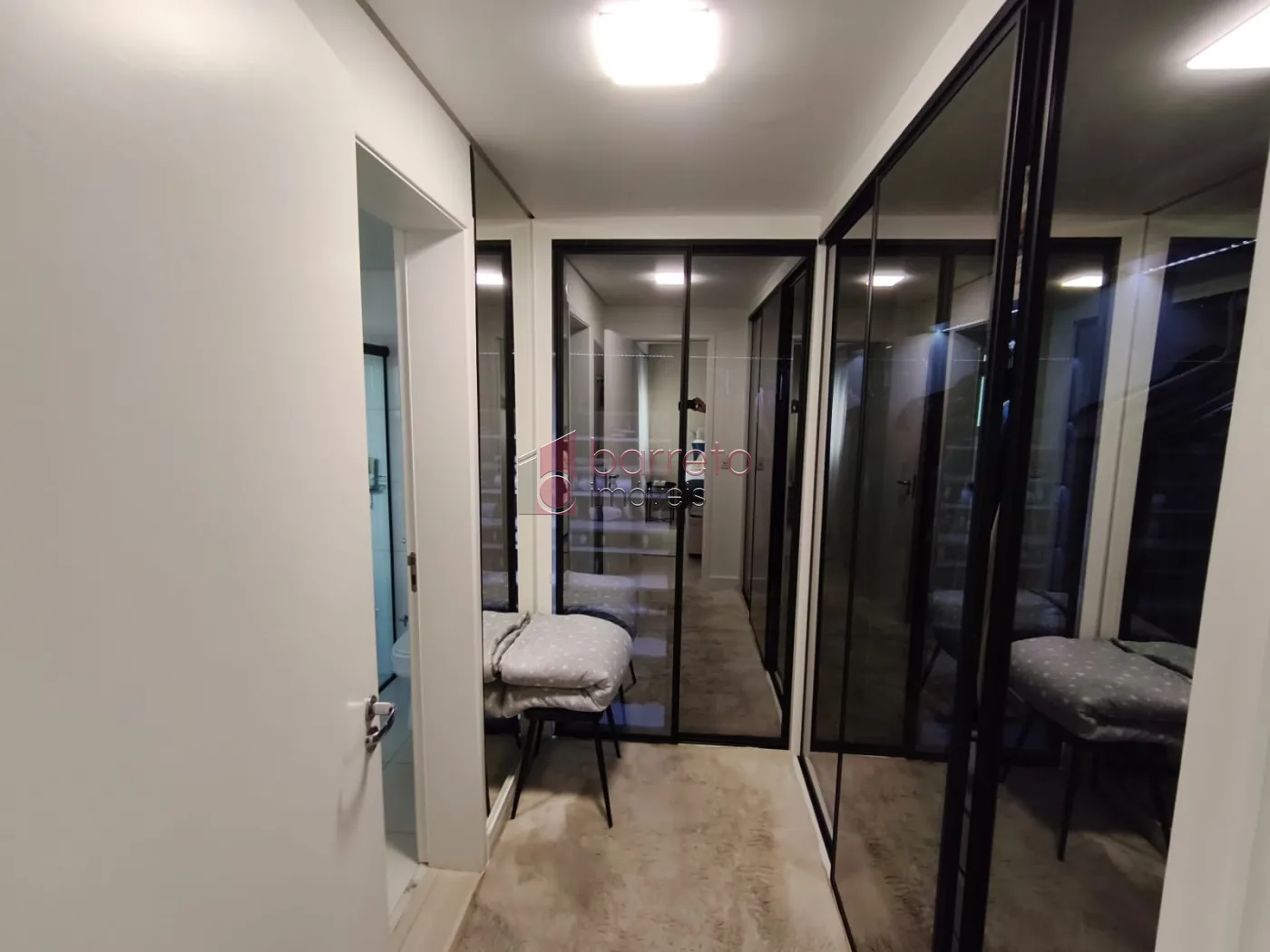 APARTAMENTO MOBILIADO À VENDA NO CONDOMÍNIO ANITA GARIBALDI NO BAIRRO VILA ISABEL EBER EM JUNDIAÍ/SP