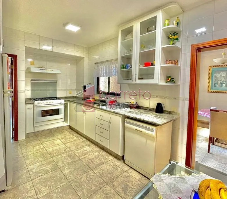 APARTAMENTO À VENDA NO CONDOMÍNIO SERRA DOS CRISTAIS – JUNDIAÍ/SP