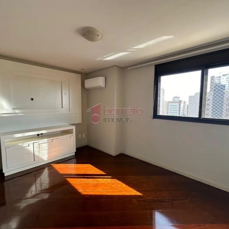 EXCLUSIVO APARTAMENTO PARA LOCAÇÃO E VENDA, EDIFÍCIO PORTAL DO ANHANGABAÚ, JUNDIAÍ