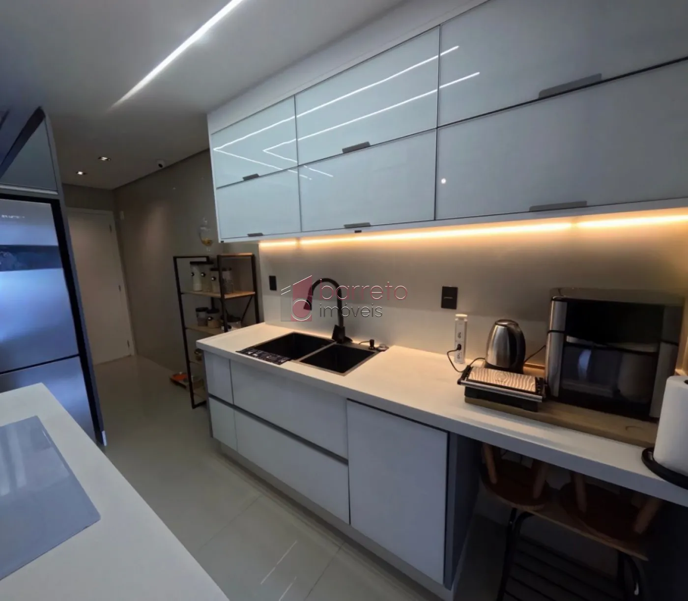 APARTAMENTO À VENDA NO CONDOMÍNIO ALTA VISTA EM JUNDIAÍ/SP