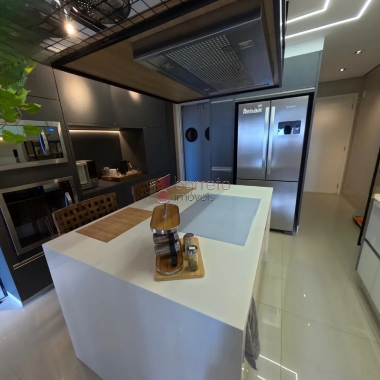 APARTAMENTO À VENDA NO CONDOMÍNIO ALTA VISTA EM JUNDIAÍ/SP