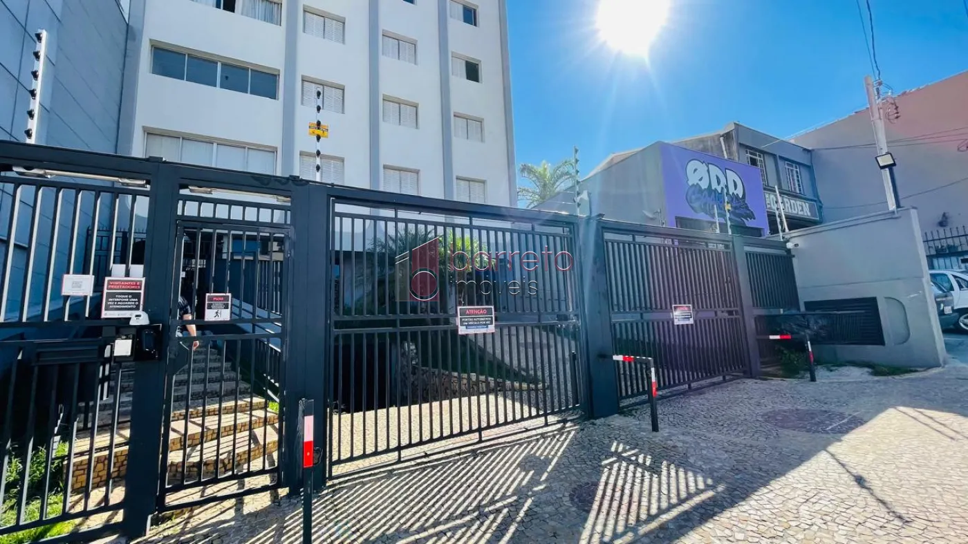 APARTAMENTO À VENDA NO EDÍFICIO BARONEZA NO CENTRO DE JUNDIAÍ/SP