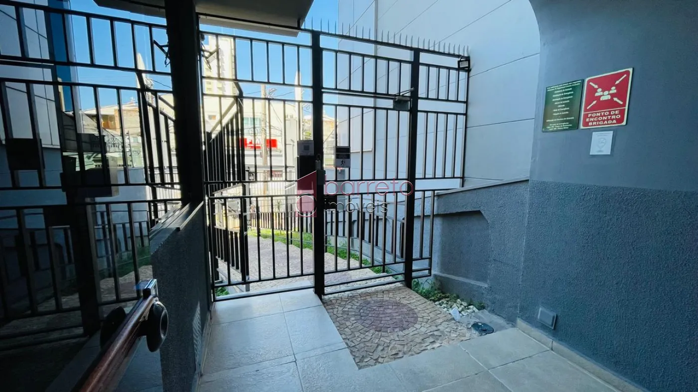 APARTAMENTO À VENDA NO EDÍFICIO BARONEZA NO CENTRO DE JUNDIAÍ/SP