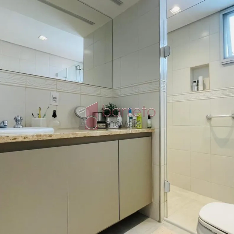 APARTAMENTO À VENDA NO EDÍFICIO BARONEZA NO CENTRO DE JUNDIAÍ/SP