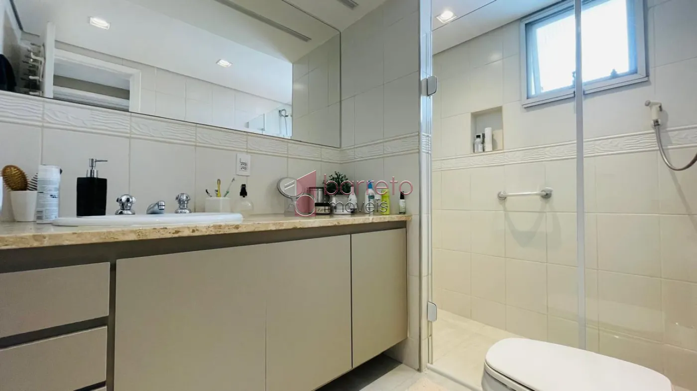 APARTAMENTO À VENDA NO EDÍFICIO BARONEZA NO CENTRO DE JUNDIAÍ/SP